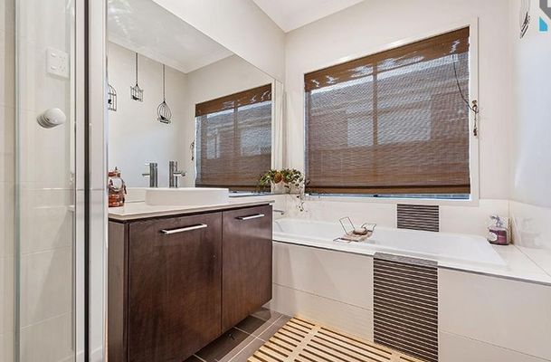 27 Cheltenham Close, Craigieburn