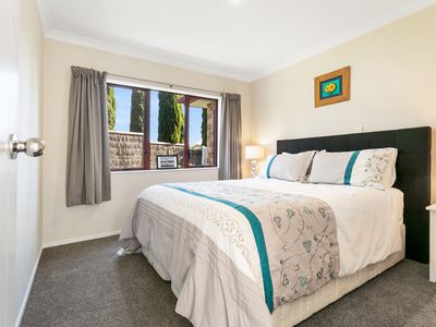 13 Onemana Way, Te Atatu Peninsula