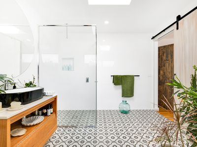 60 Yowani Road, Rosedale