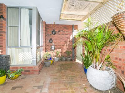 2 / 31-33 Bristol Avenue, Bicton