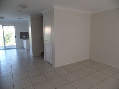 7 / 5 Vlatko Drive, West Hoxton