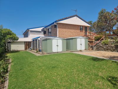 35 Hillside Crescent, Kianga