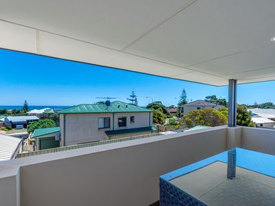 25 Flagtail Outlook, Yanchep