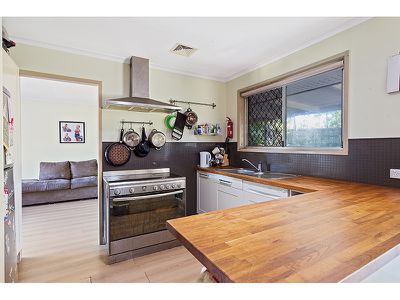 7 Savoy Court, Browns Plains