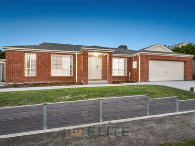 10 Oakgrove Drive, Narre Warren South