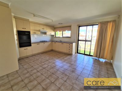 1 / 7 Royal Avenue, Springvale