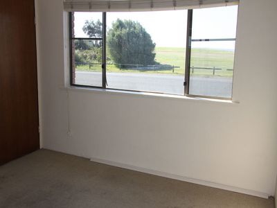 1 / 84 Head Street, Forster