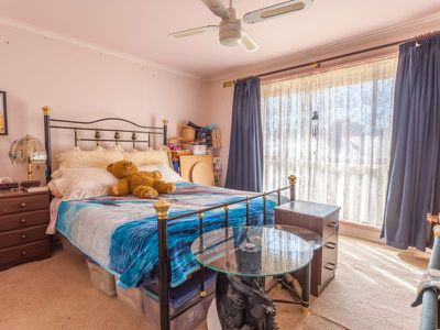 8 Albert Rd, Chiltern