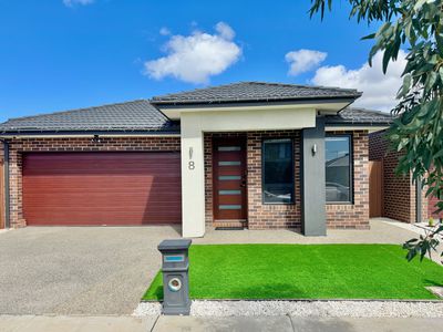 8 Crathes Street, Wyndham Vale