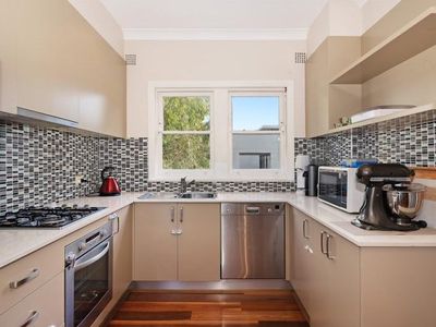 10 / 5 Glenwood Avenue, Coogee