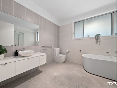 15 Alpine Circuit, St Clair