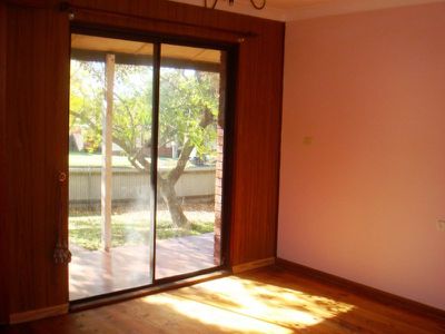 28 Wyndarra Way, Koonawarra