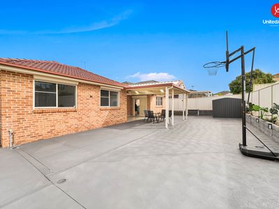 9 Tudor Crescent, Cecil Hills