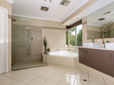 6 Loxley Place , Baldivis