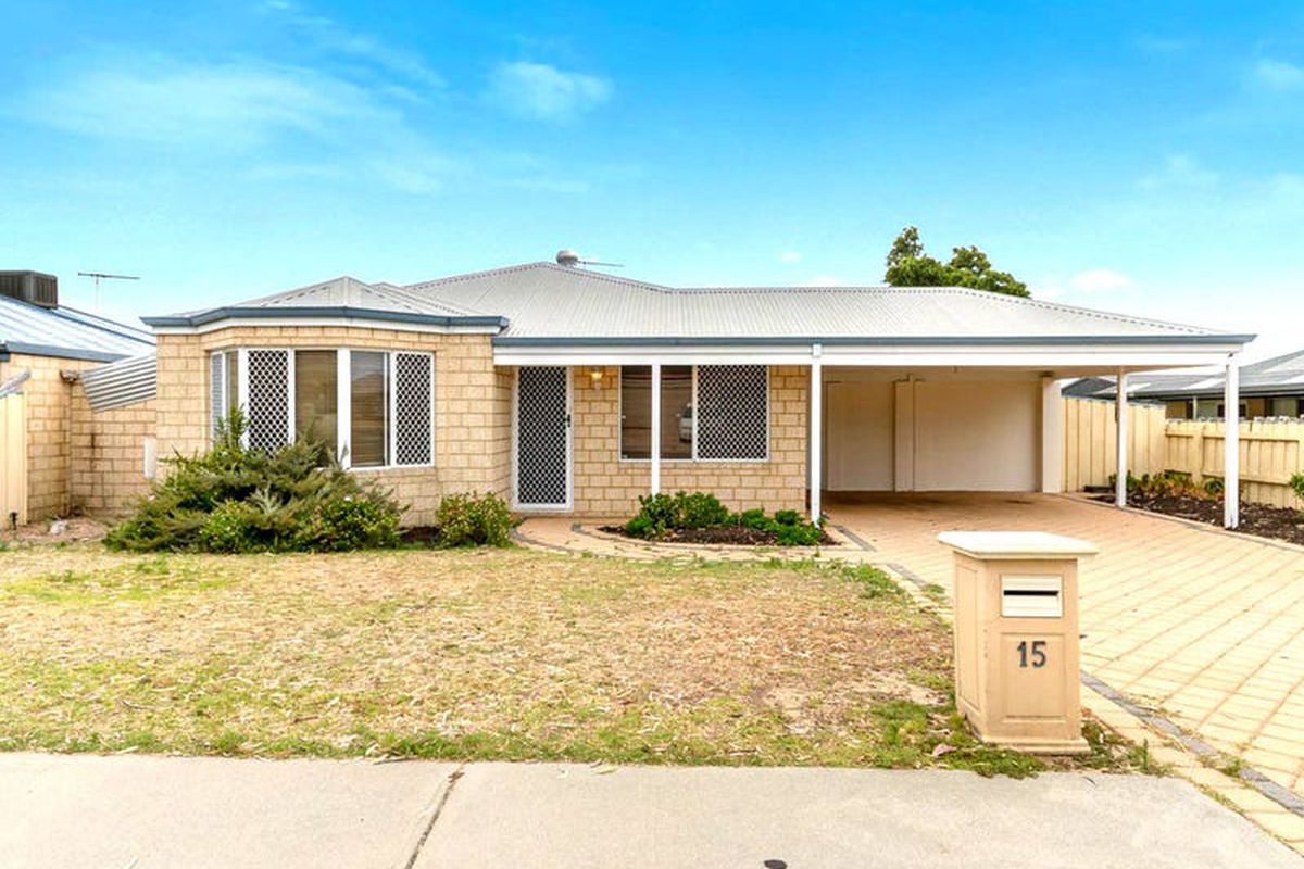15 Lithgow Drive, Clarkson