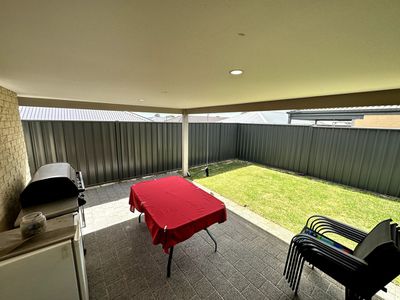 19 Mayali Bend, Banksia Grove