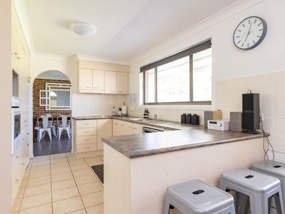 50 LAKEVIEW CRESCENT, Forster