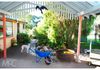 24 Beer Road, Orange