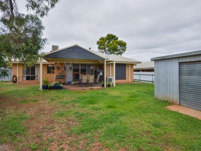 4 Nickel Lane, Hannans