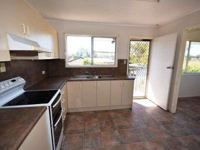 82A Eagle Street, Longreach