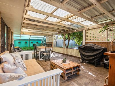 6 Ocean Place, Waikiki