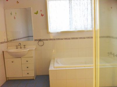 30 George Avenue, Kings Point