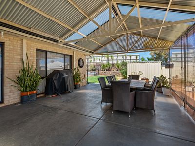 4 Pirring Way, Hannans