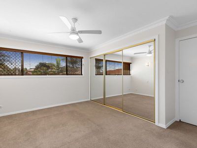 16 Morgan Close, Manly West