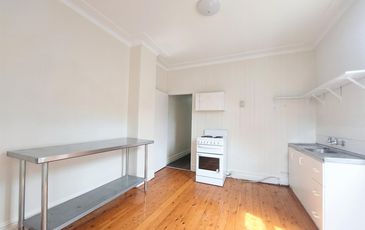 2 / 286 Chalmers Street, Redfern