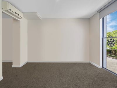 10 / 39 Clarence Road, Indooroopilly