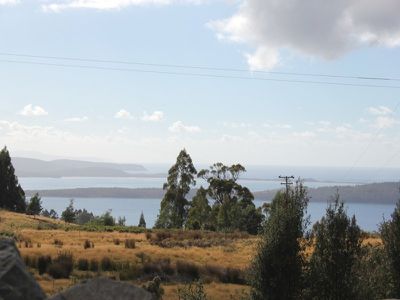 323 Dulcia Road, Gordon