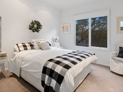 33 Phillipa Street, Blairgowrie