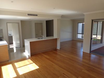 91A Thelma Street, Como