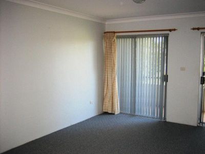 12 / 6 Blackbutt Way, Barrack Heights