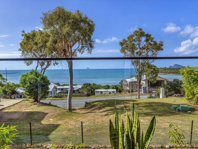 48 Blackcurrant Drive, Hideaway Bay