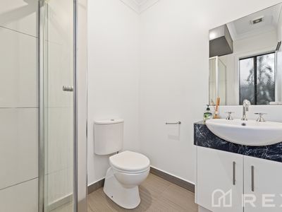 11 / 30 Central Road, Hampton Park