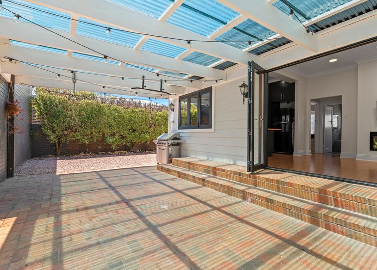 140A Percy Street, Portland