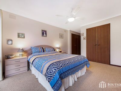 41 Grove End Road, Endeavour Hills