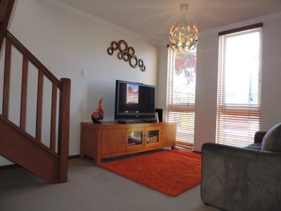 58 Banks, Hillarys