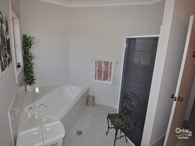 134 Baird Drive, Dubbo
