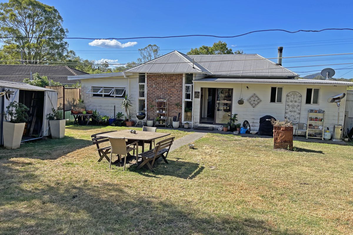 118 Bungay Road, Wingham