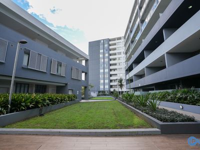 610 / 15 Charles Street, Canterbury