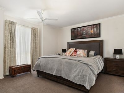 18 Sherbrooke Mews, Somerville