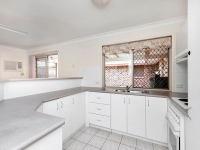 8 / 13 Parcell Street, Brassall