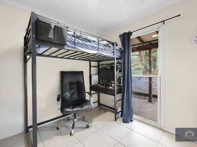 570-578 Middle Road, Greenbank