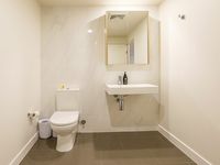 21704 / 28 Merivale Street, South Brisbane