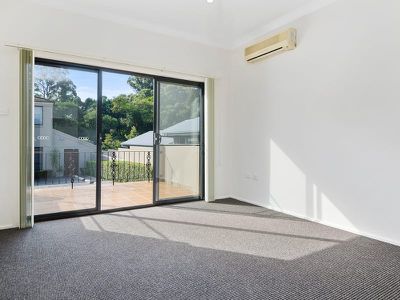 42 Greenacre Road, Wollongong