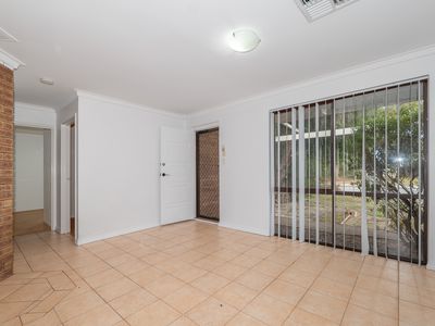 10 Dwyer Crescent, Gosnells