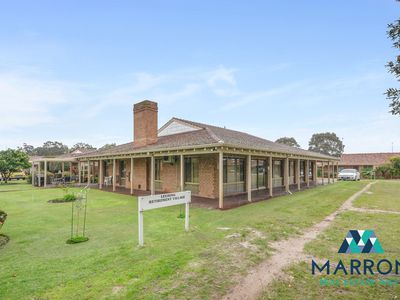33 / 2 Theakston Green, Leeming