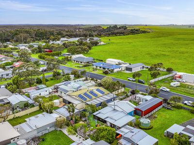 28 Donovans Road, Donovans
